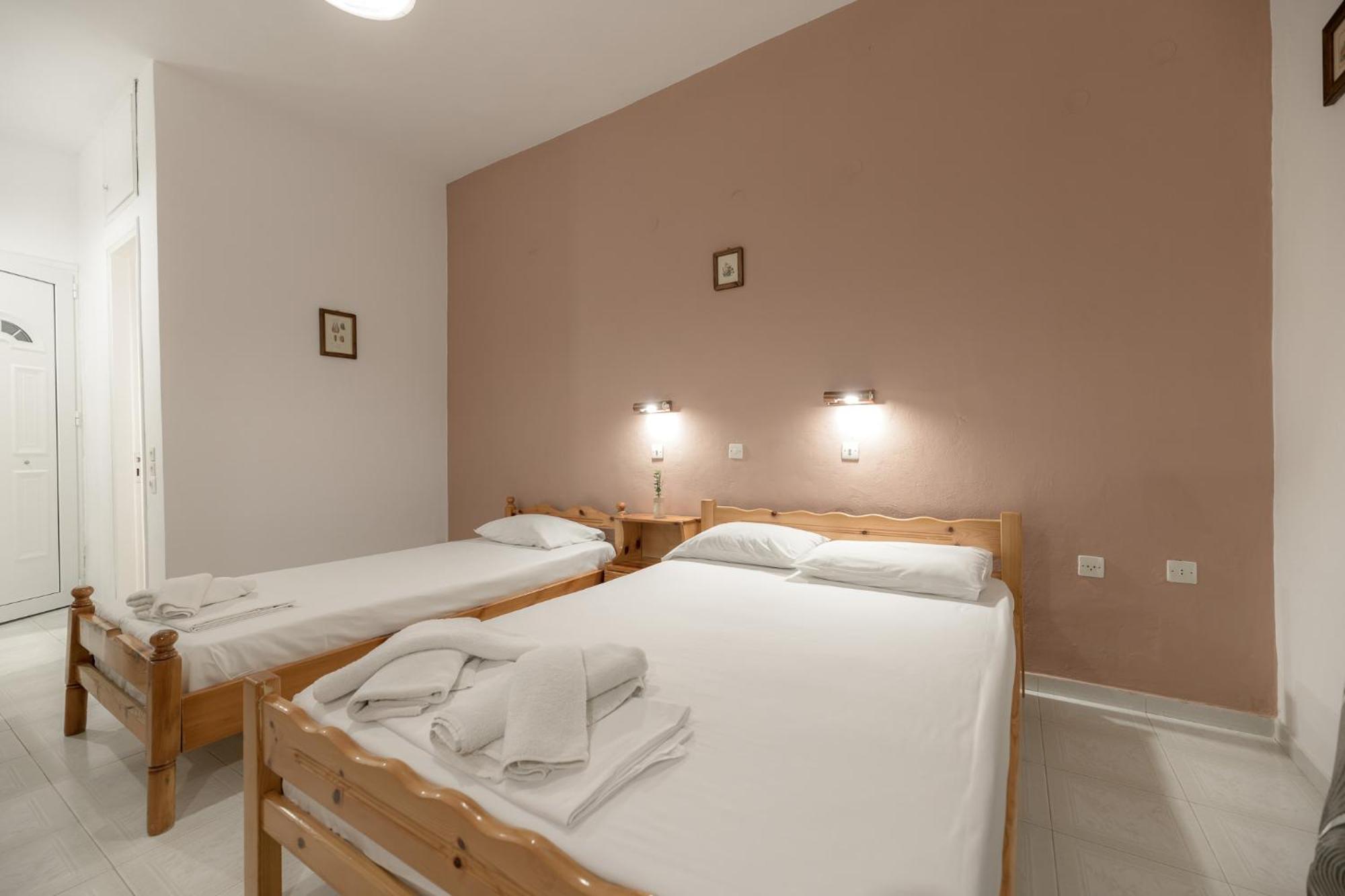 Anthi Studios & Apartments Alikész Kültér fotó