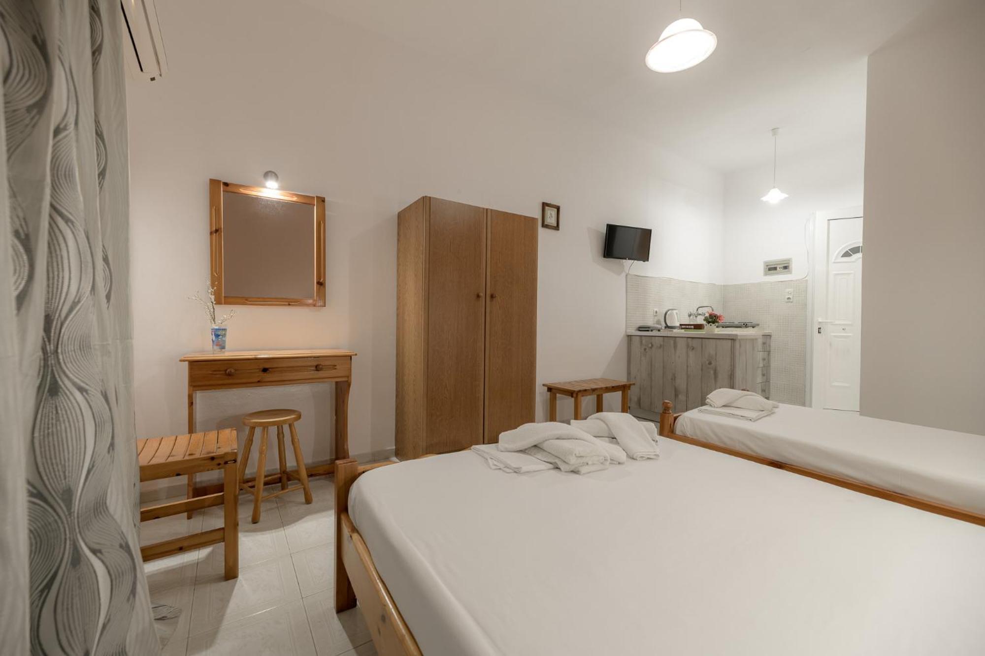 Anthi Studios & Apartments Alikész Kültér fotó