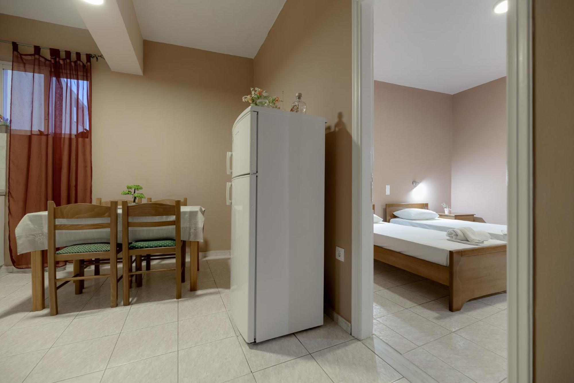 Anthi Studios & Apartments Alikész Kültér fotó