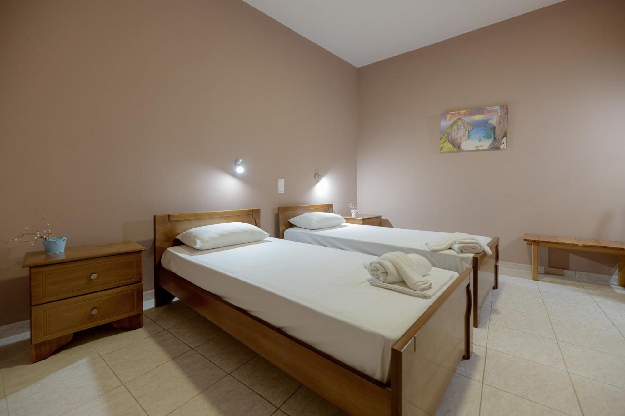 Anthi Studios & Apartments Alikész Kültér fotó