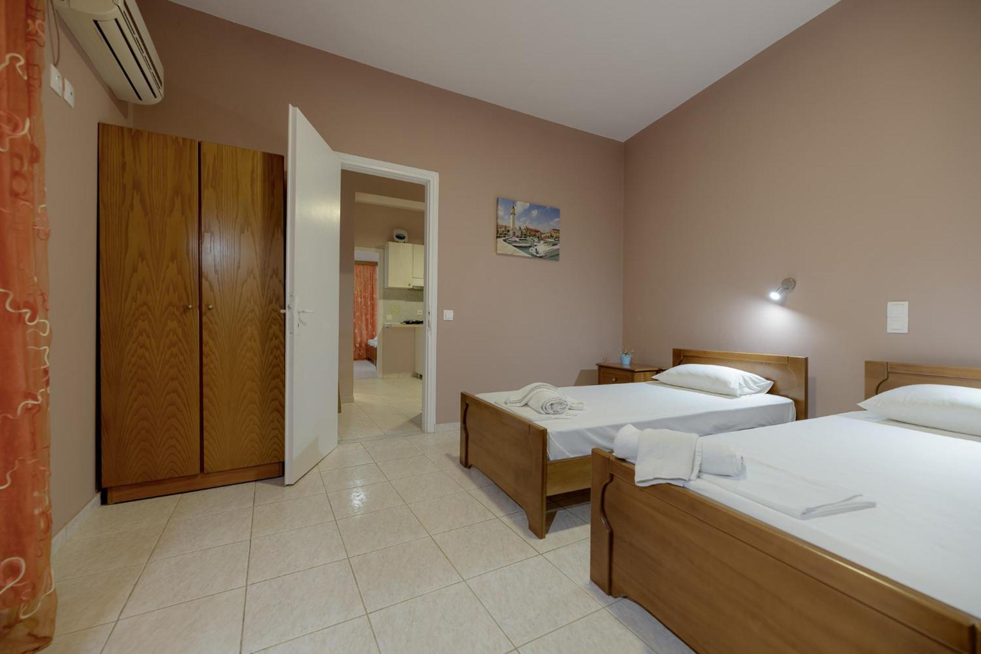 Anthi Studios & Apartments Alikész Kültér fotó