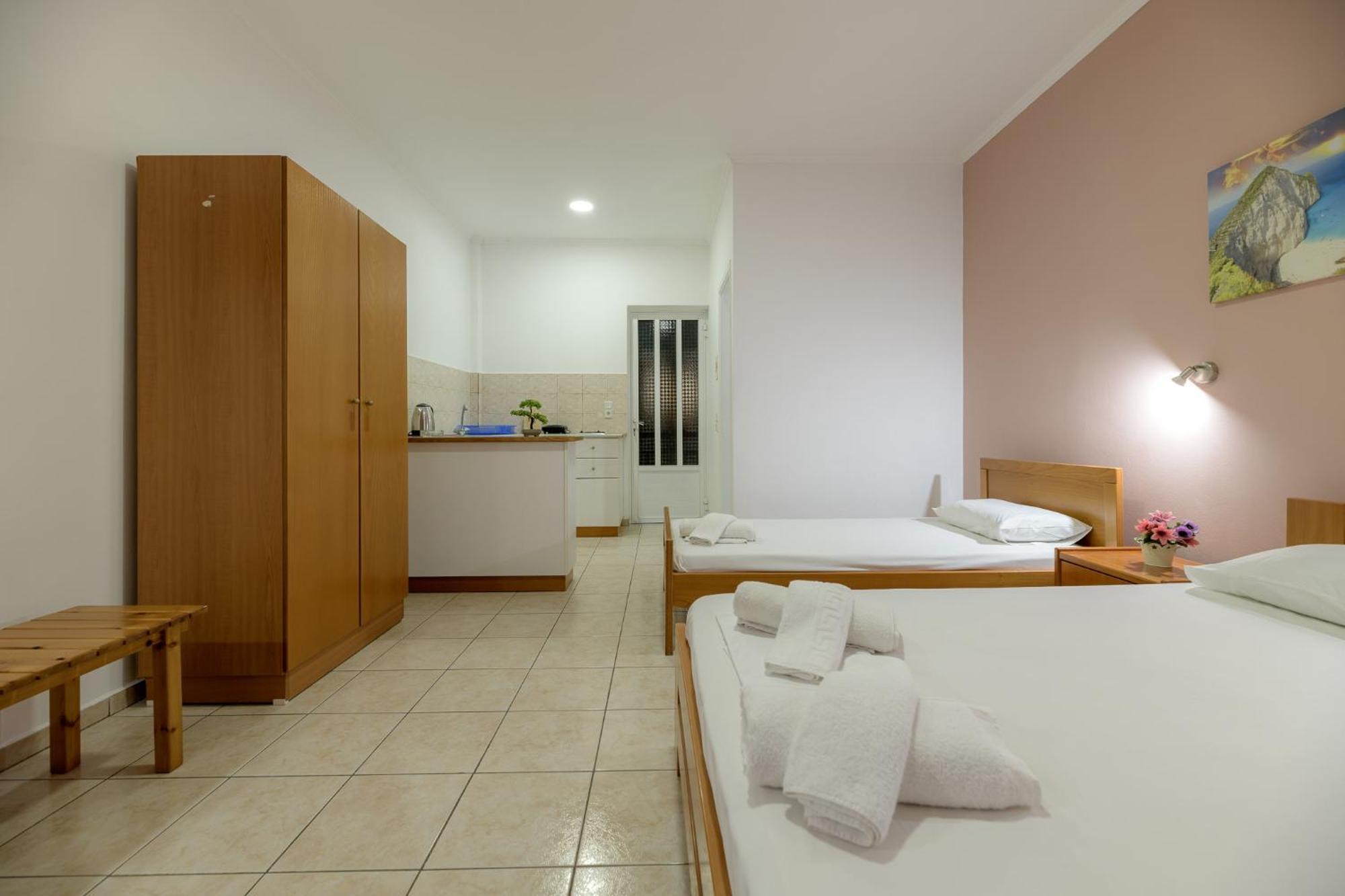 Anthi Studios & Apartments Alikész Kültér fotó