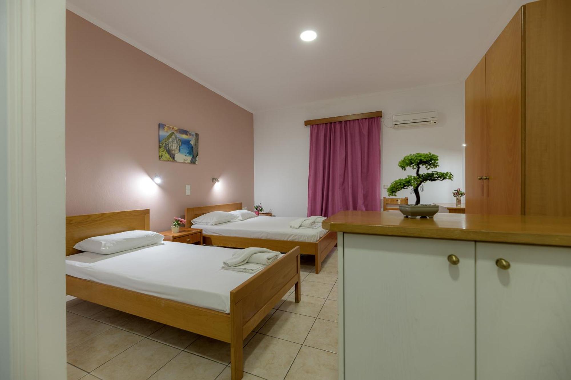 Anthi Studios & Apartments Alikész Kültér fotó