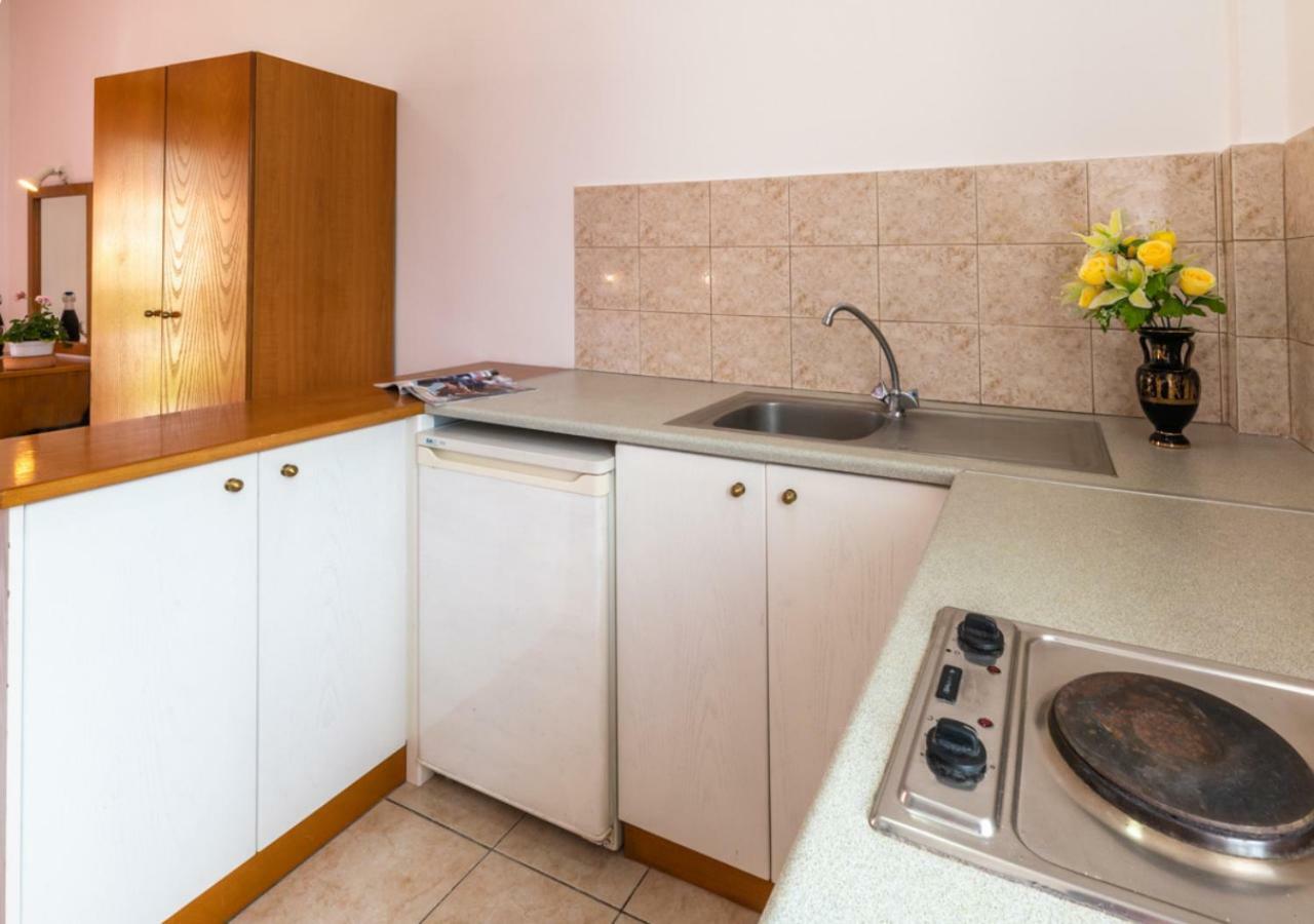 Anthi Studios & Apartments Alikész Kültér fotó